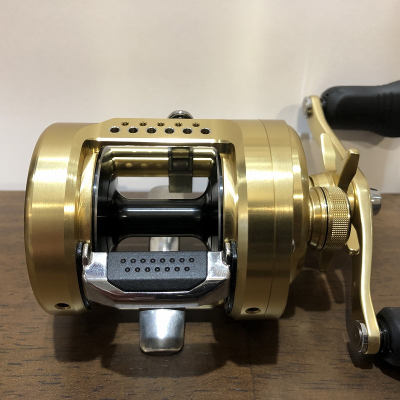 SHIMANO] 18 カルカッタコンクエスト400 | 北海道フィッシングガイド